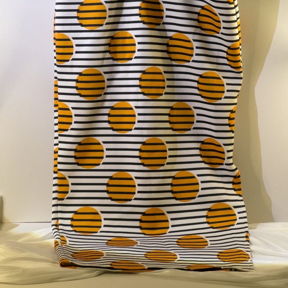 ASOS Graphic Midi Skirt – Yellow & Black Striped Dot Print - Picture 3 of 4